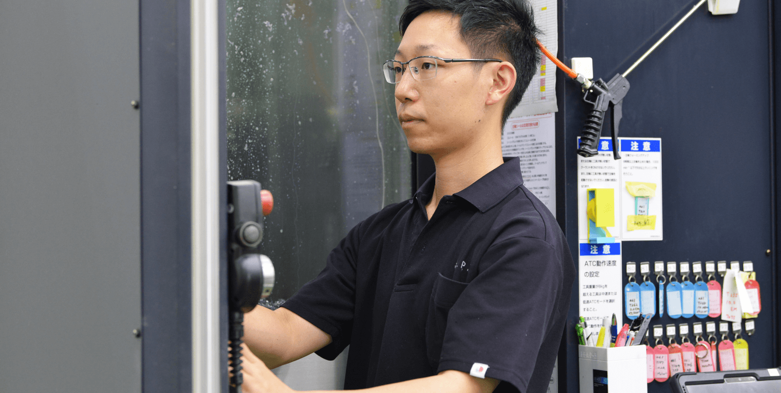 マシンオペレーター 梅澤政文
